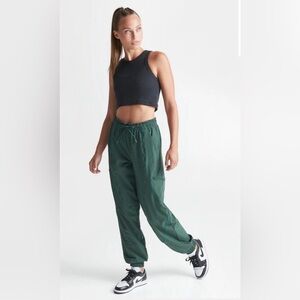 Jordan Women's Tunnel Dri-Fit Jogger Pants Midnight Green/Teal Size S NWT